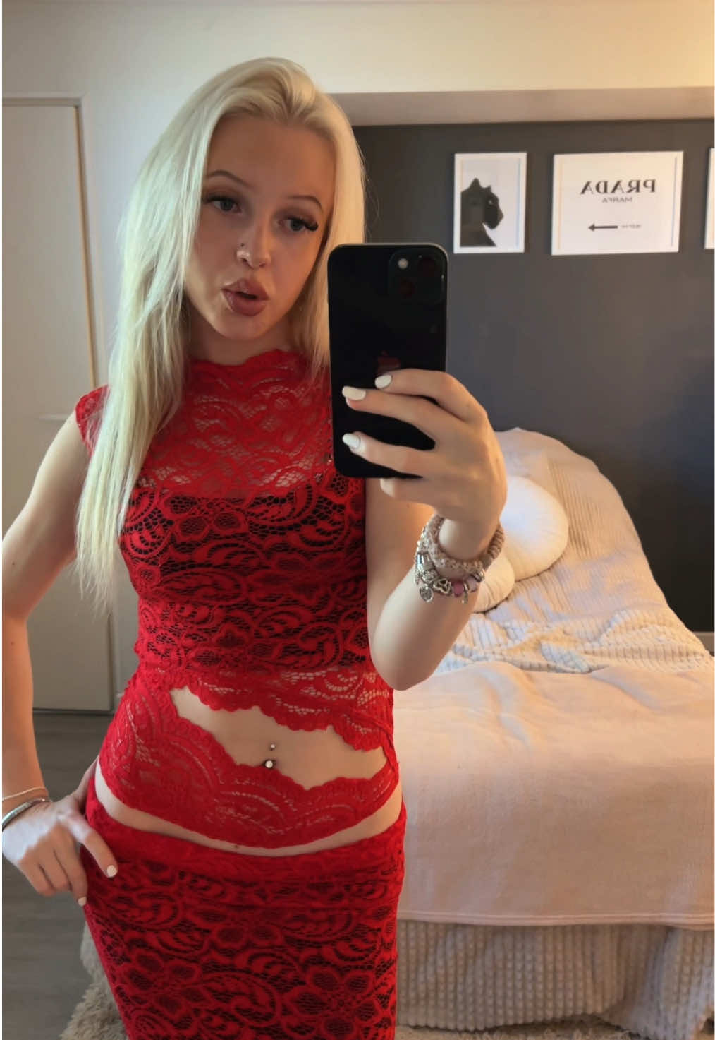 @ella🪽