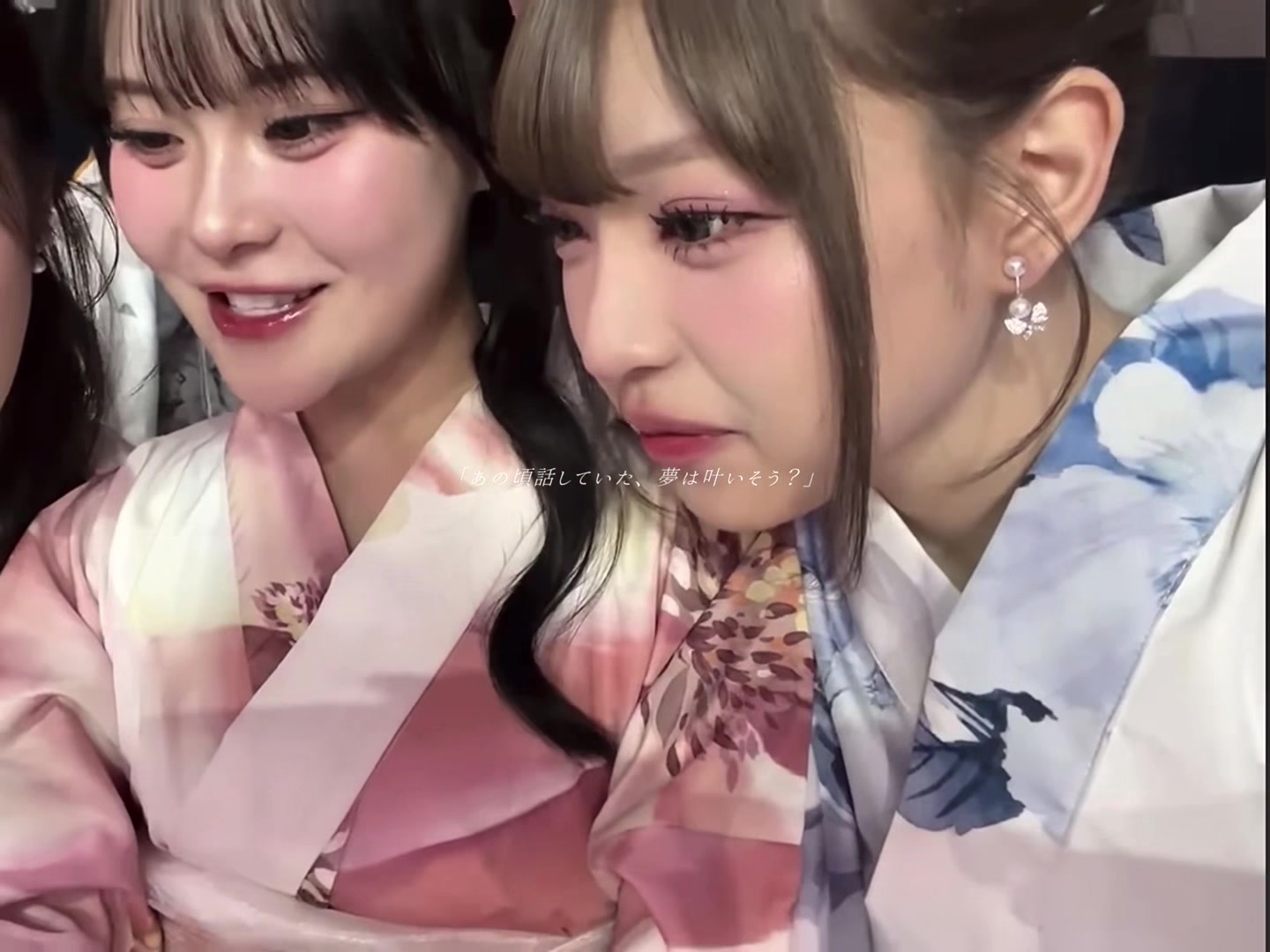 @༒