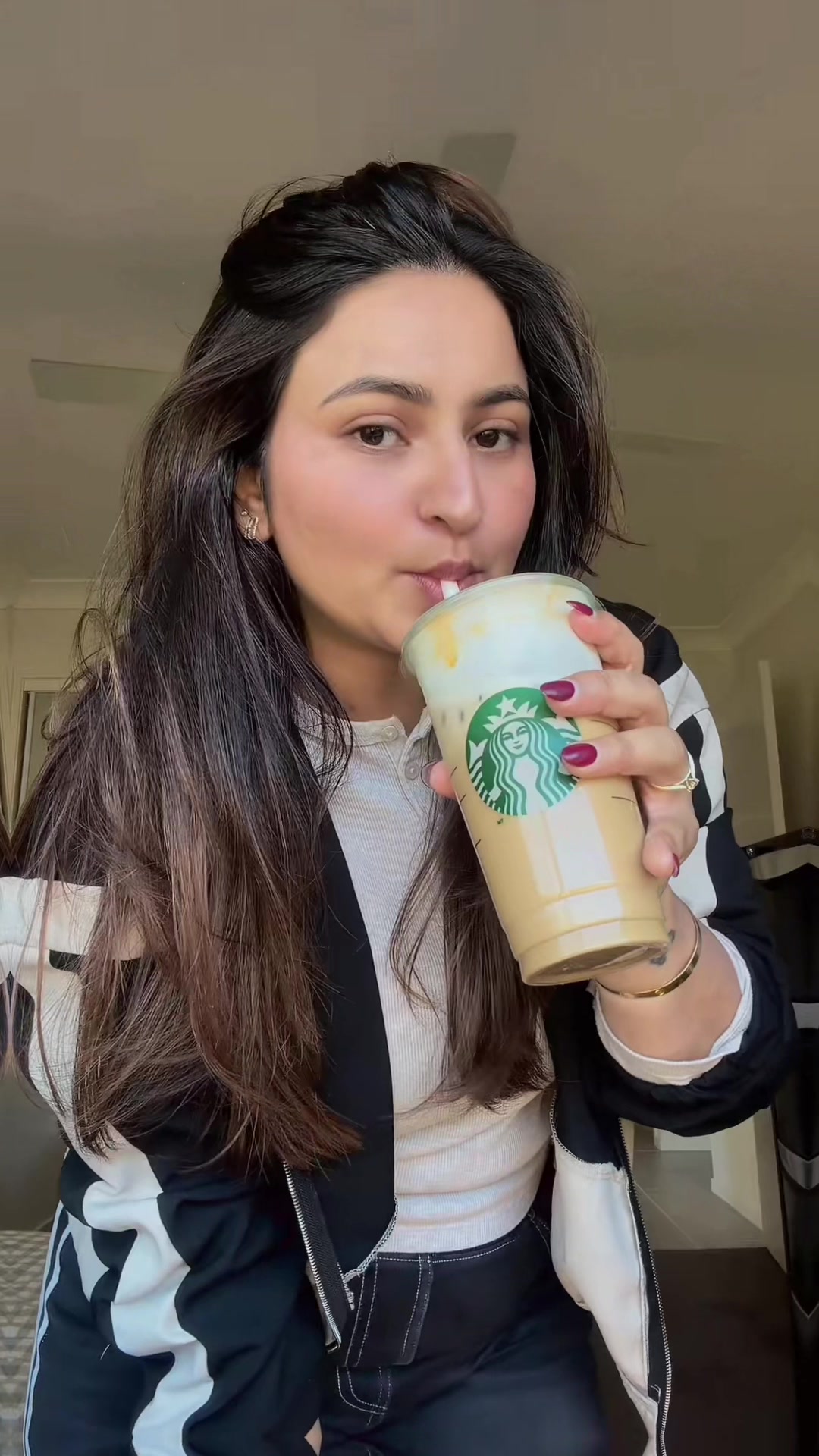 @𝐌𝐨𝐧𝐢𝐜𝐚 𝐒𝐢𝐧𝐠𝐡