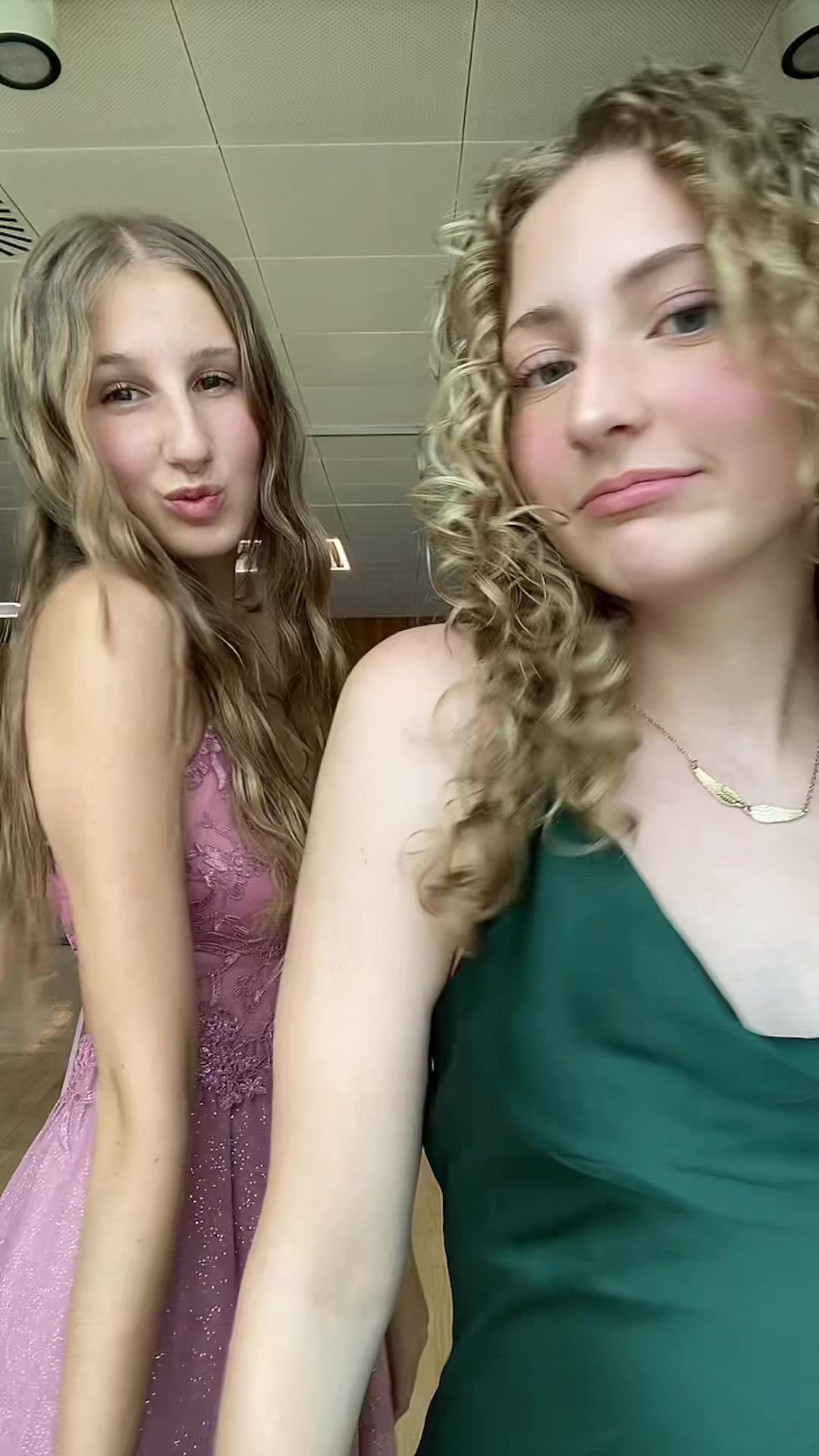 @𝑳𝒆𝒏𝒊