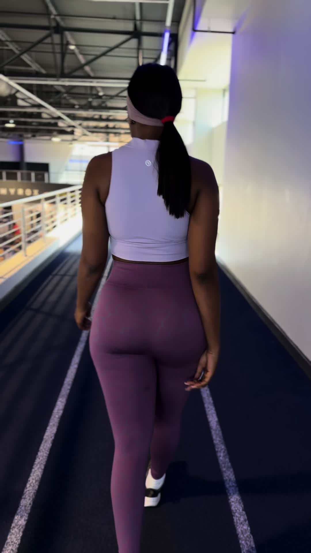 @𝒯𝒽𝒶𝓃𝒹𝒾𝑒 𝒮𝒾𝒷𝒾𝓎𝒶