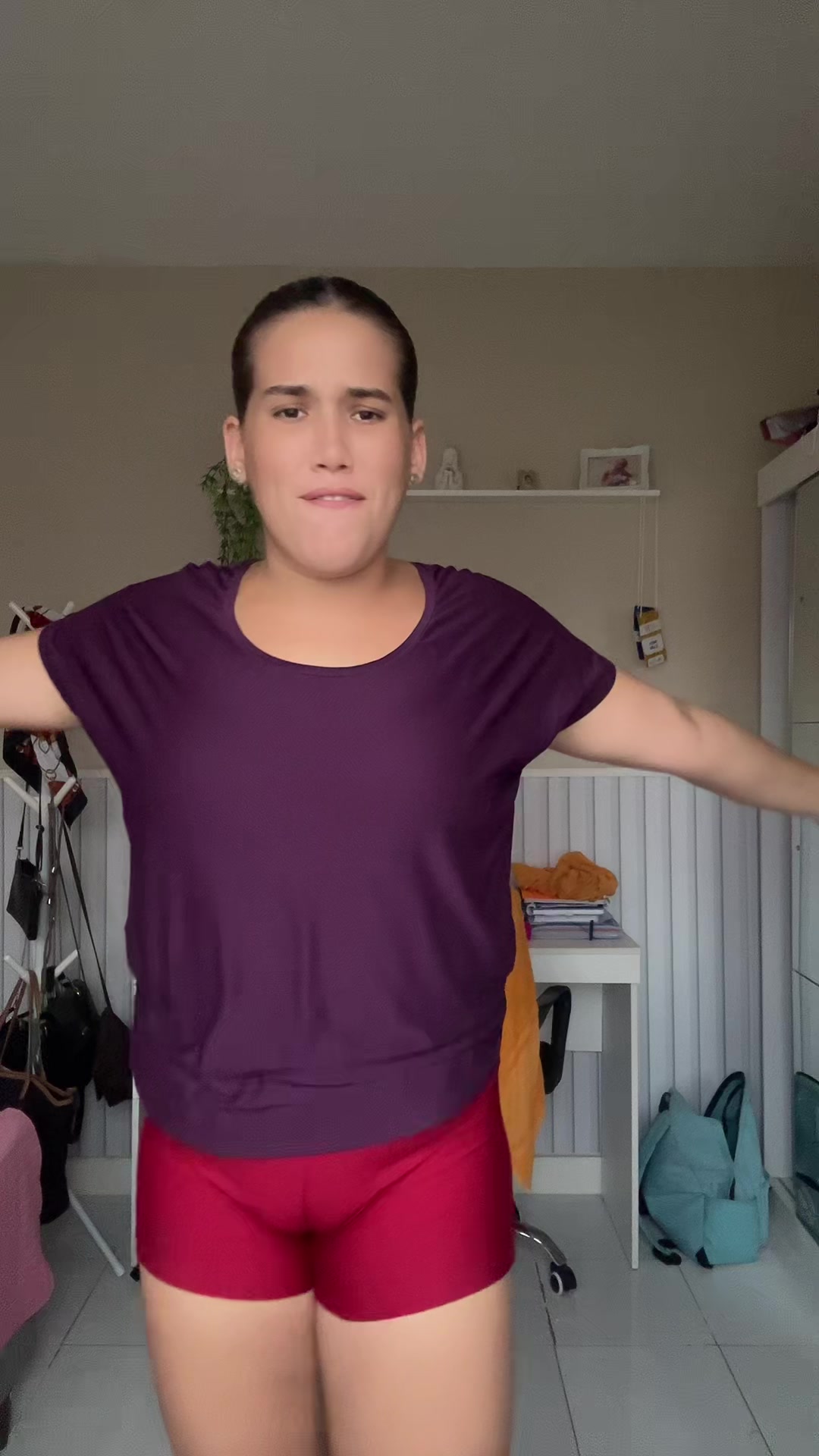 @cllaragoes