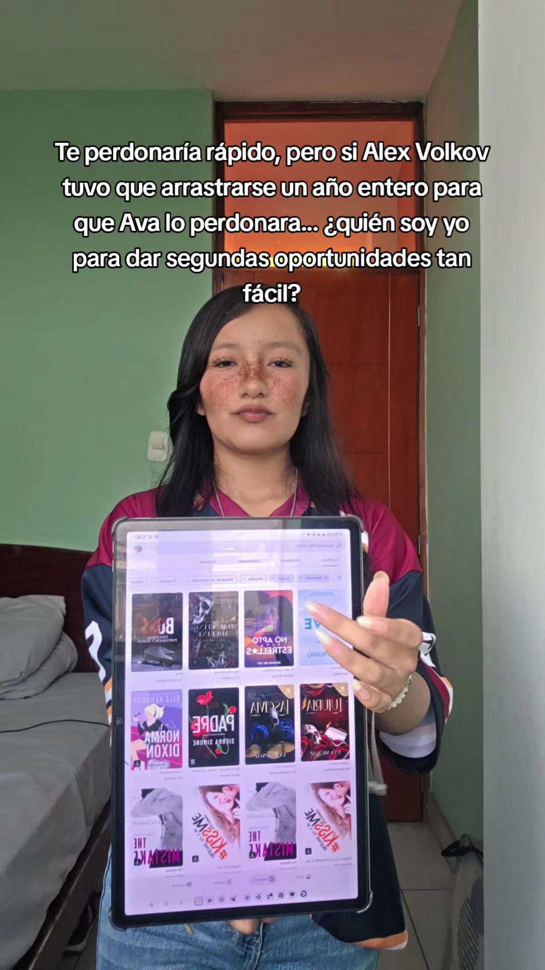 @Luuu_BookTok 📚✨