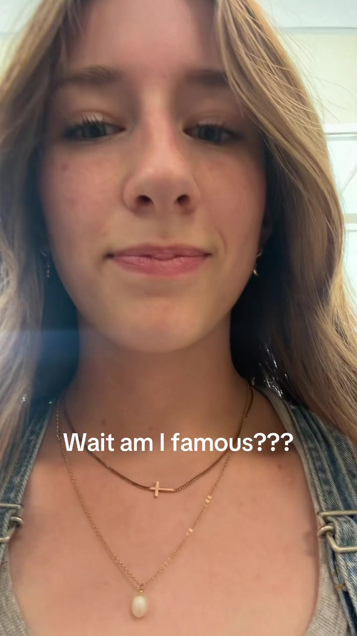 @Naomi🦕