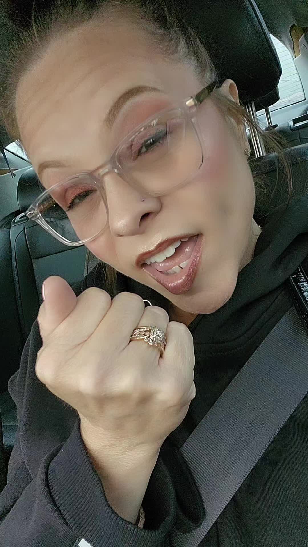 @Mimi 🎵🫶🏻💜