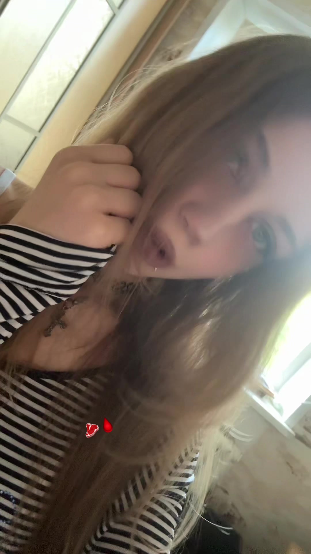 @:33