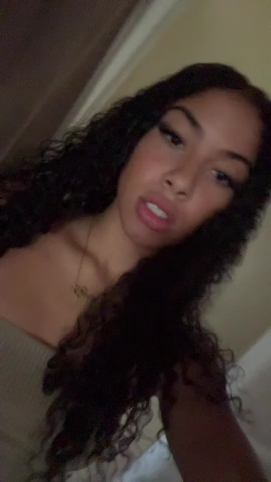 @RiyaSoFiya💋