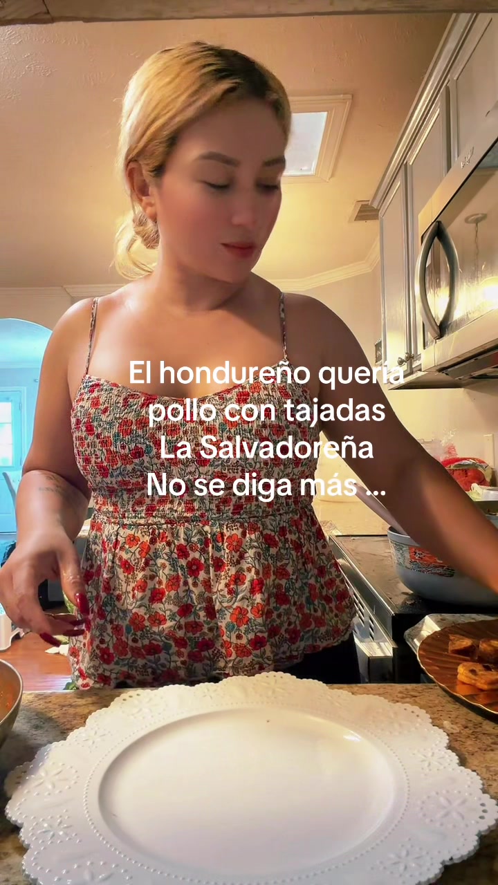 @Lau 🇸🇻