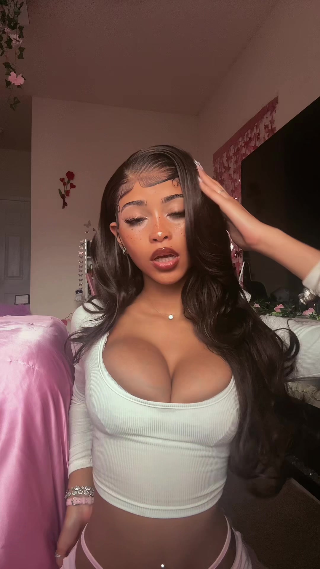 @wehatejune