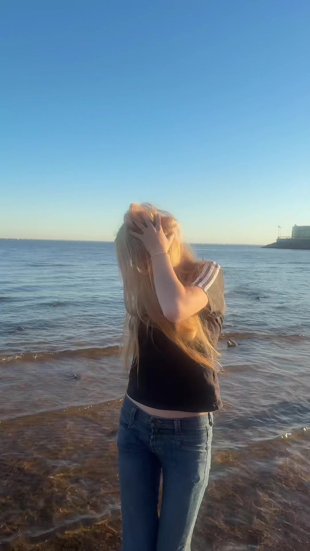 @викусик🌷