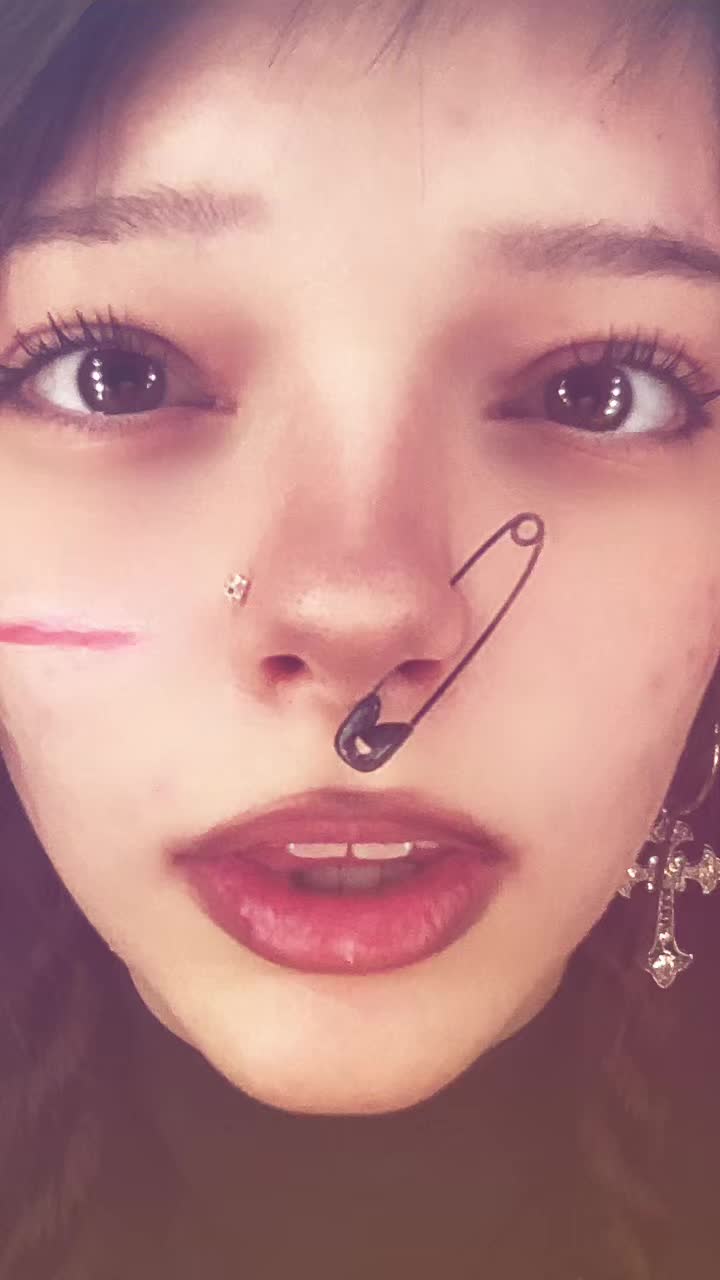 @🐱𖣂︎꧁ঔৣ✞ǝıp ɐuuɐʍ I✞ঔৣ꧂𖣂︎🐘