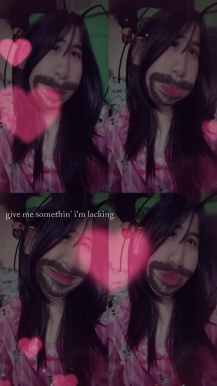 @👾