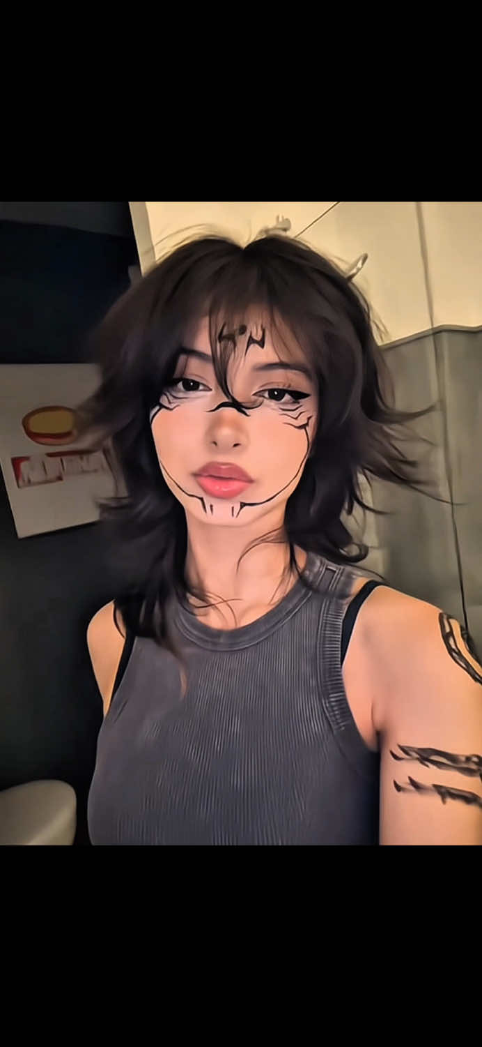 @👻𝐄𝐃𝐈𝐓𝐎𝐑👻