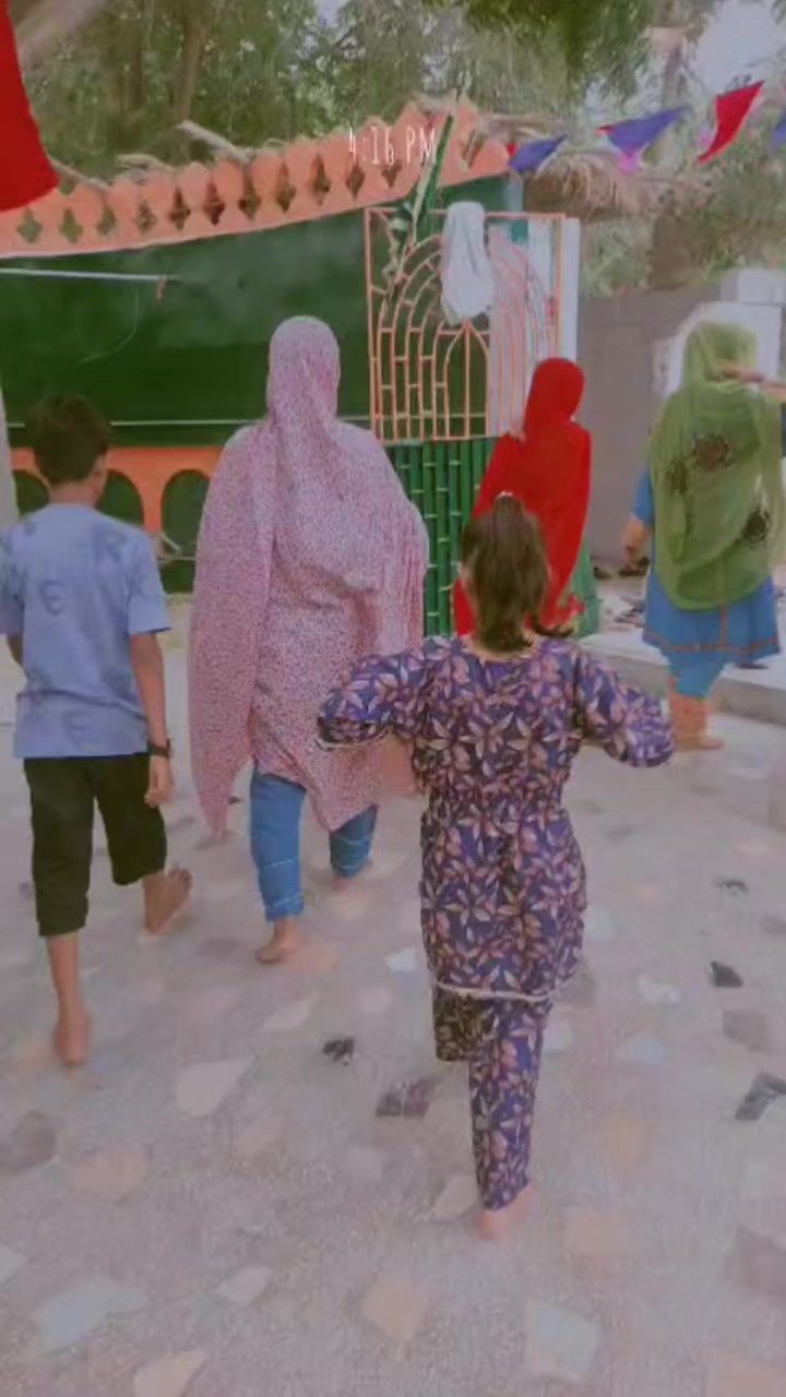 @Four Sister's 🥰💕😍