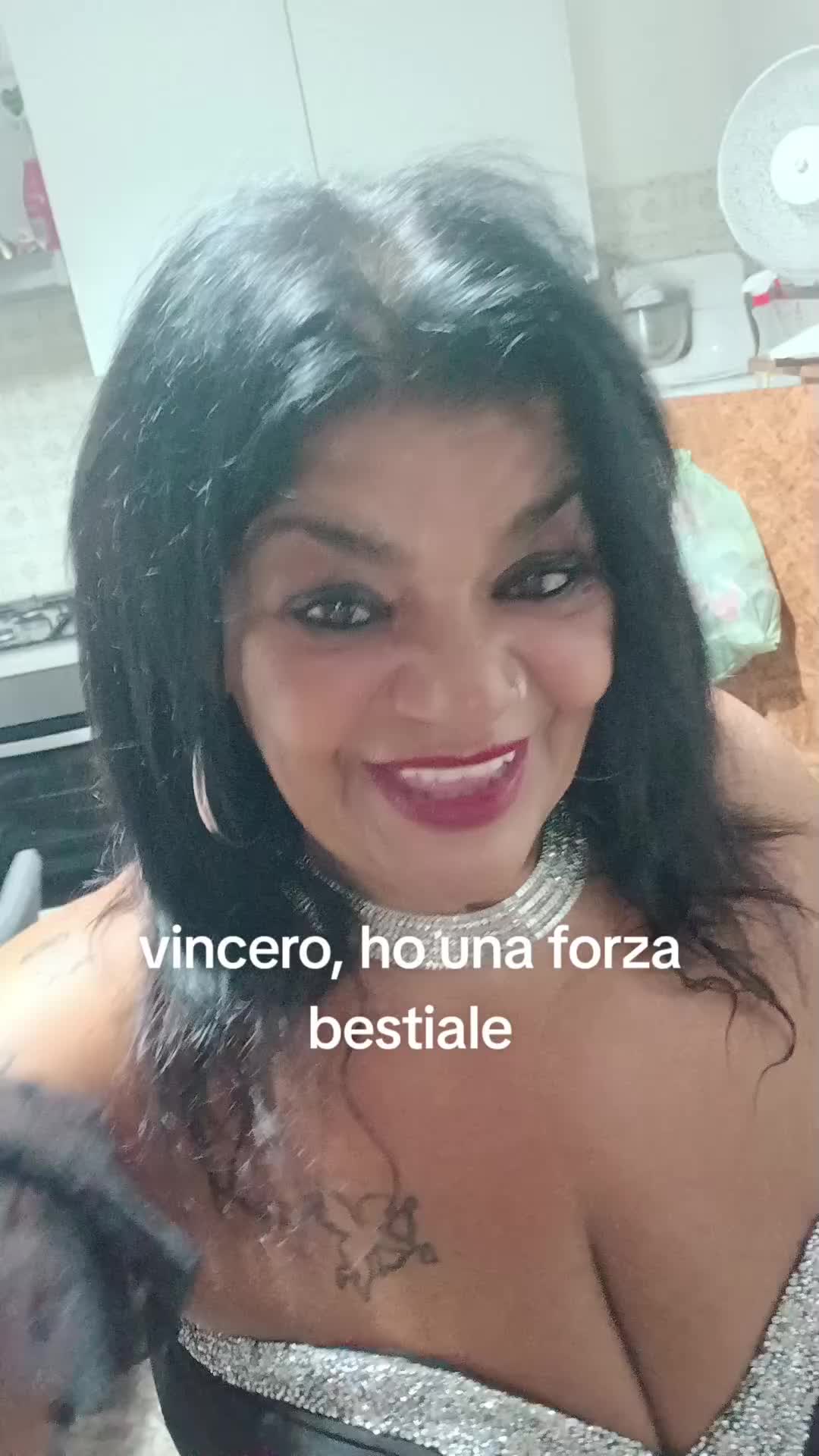 @isabellascotella