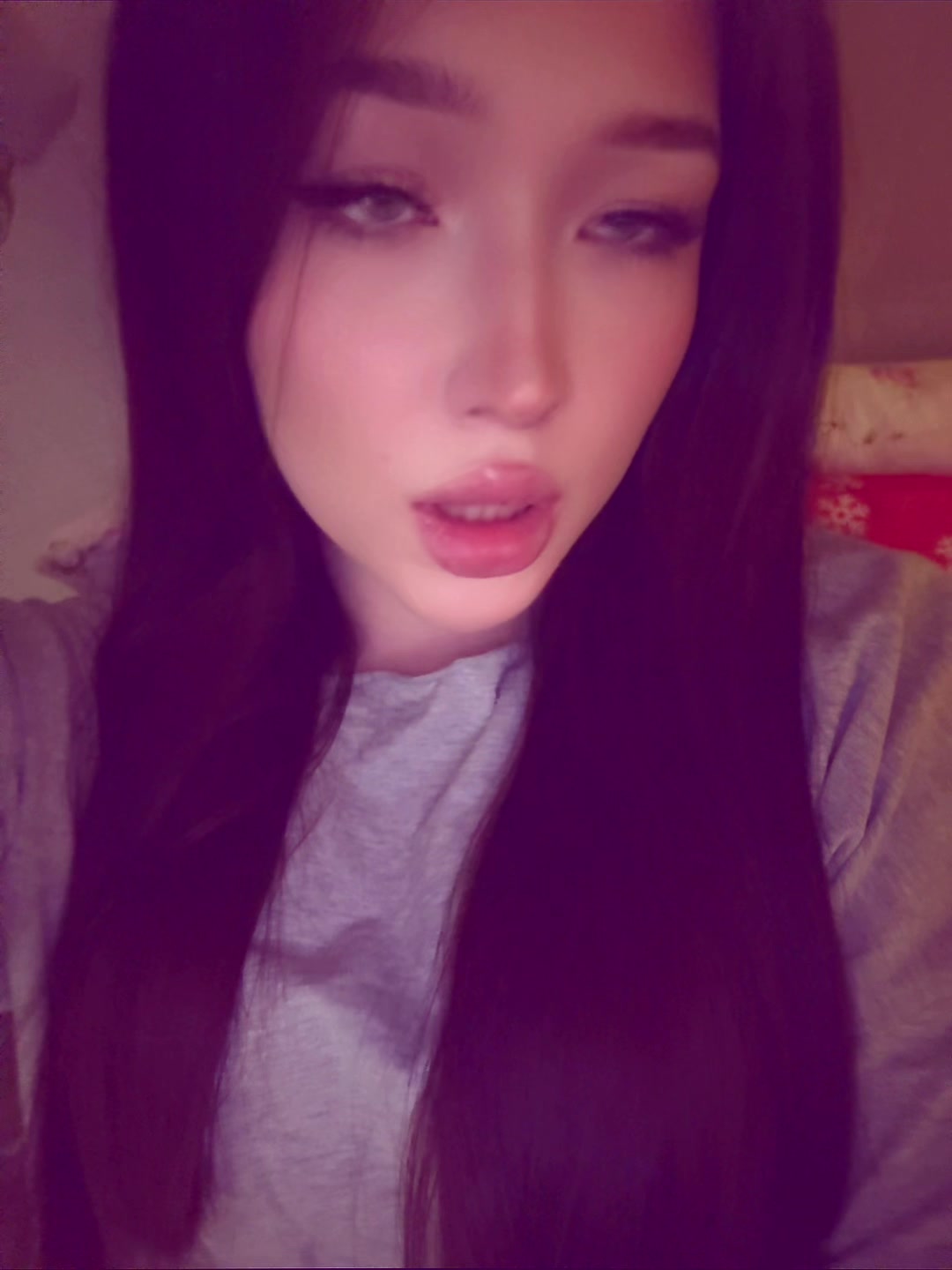 @<3