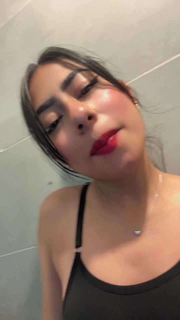 @S&aacute;nchez Yineth