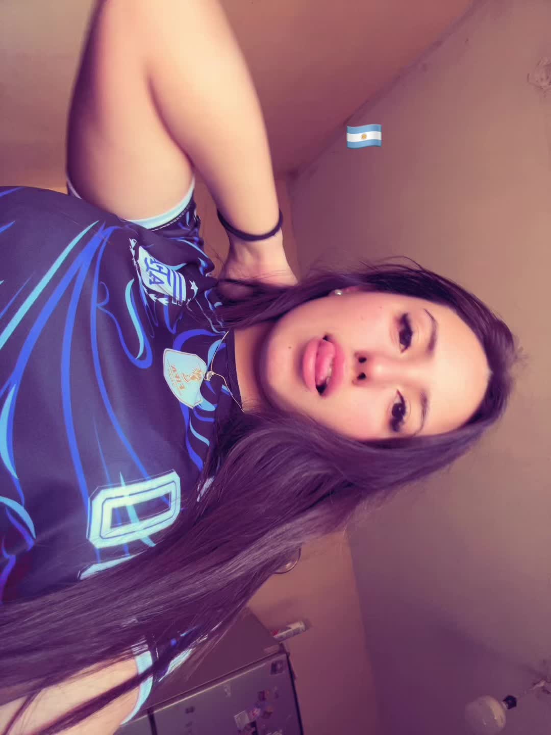@ℋ𝑜𝓁𝒶 𝓈𝑜𝓎 𝓂𝒾𝓁𝒾⭐️