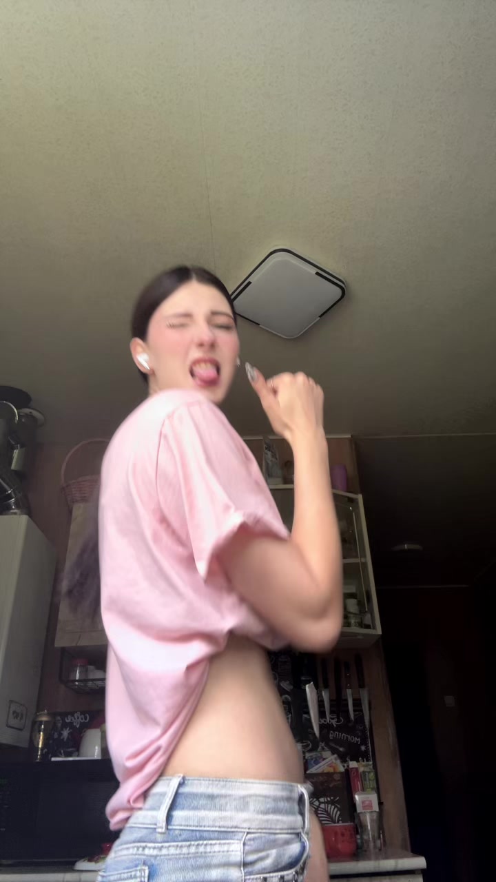 @Lirwwixia
