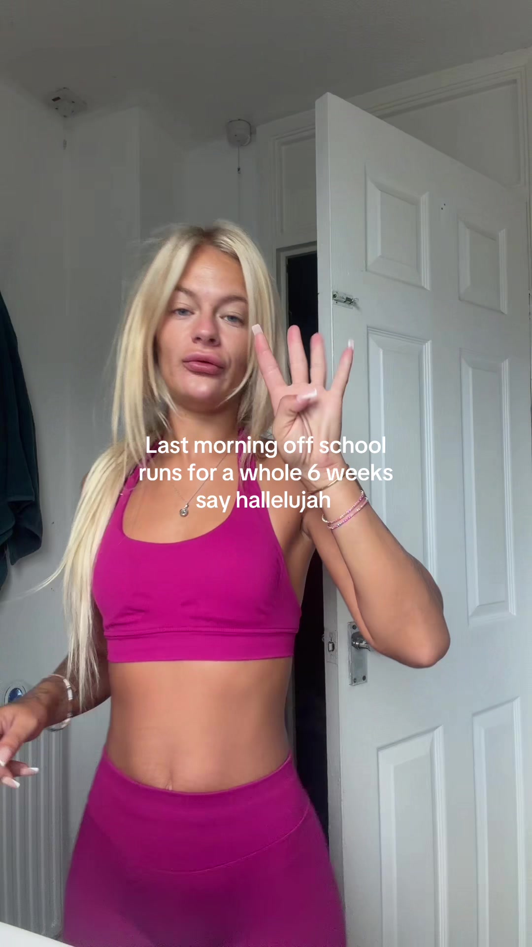@Ɩıʄɛ ơʄ ཞɧı 🍒🫧🧸