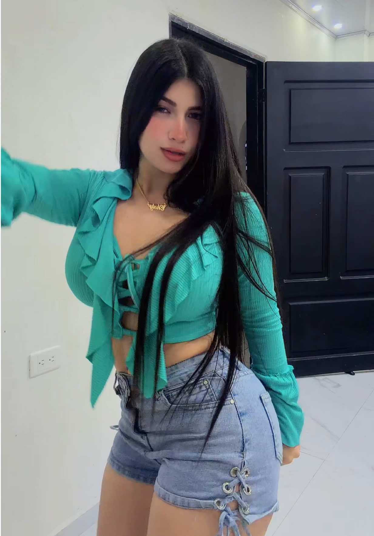 @Chely🧊🍒