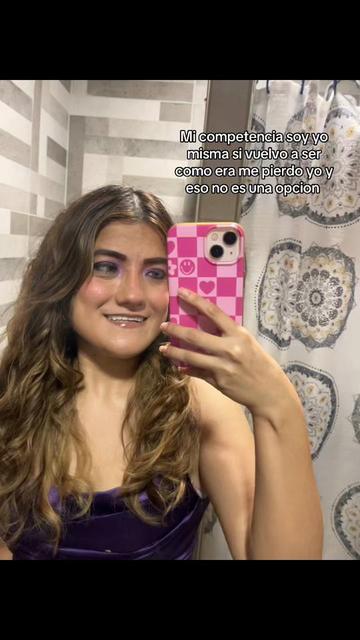 @Vicky🐈👸💜