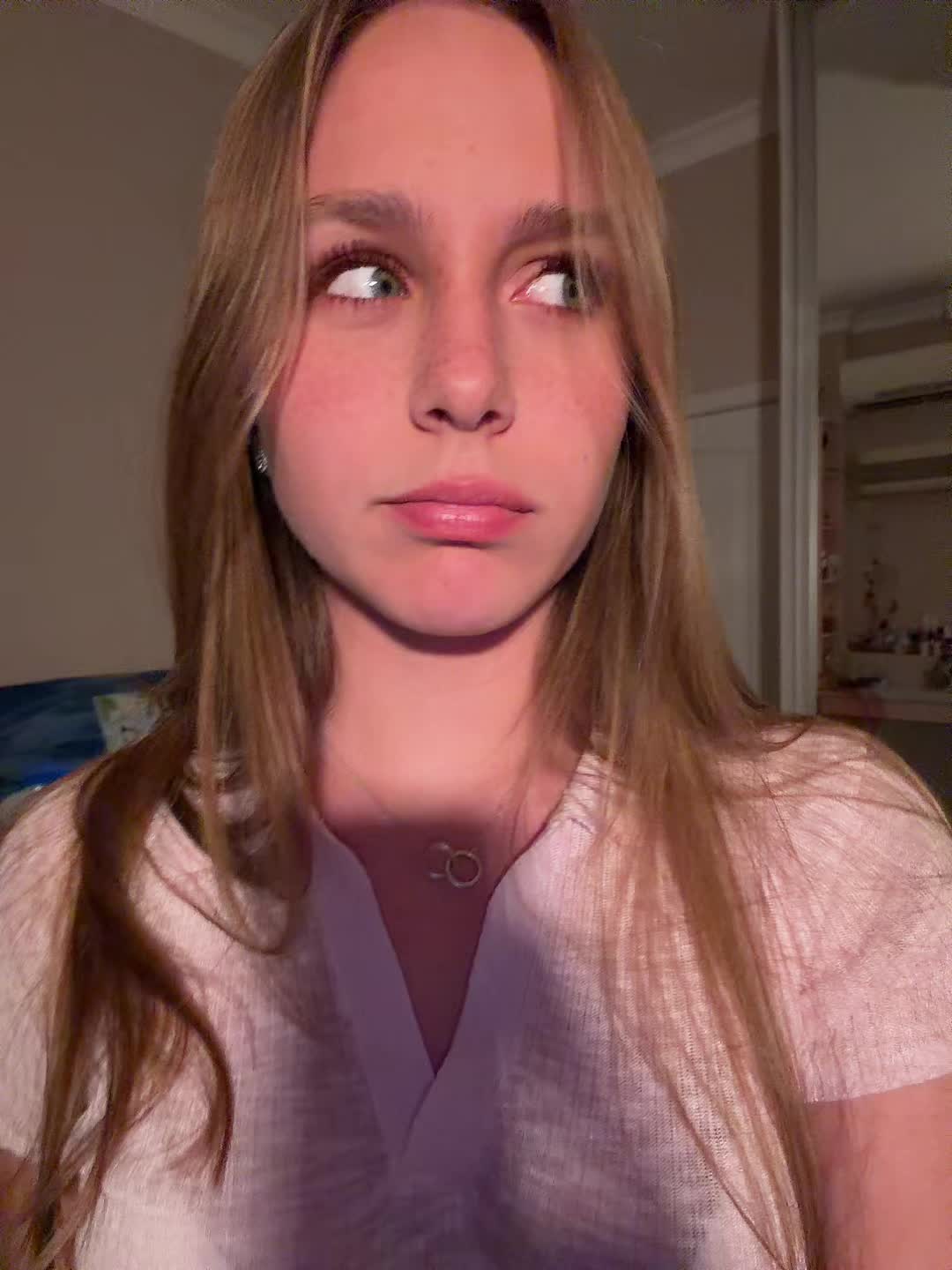 @arinkk