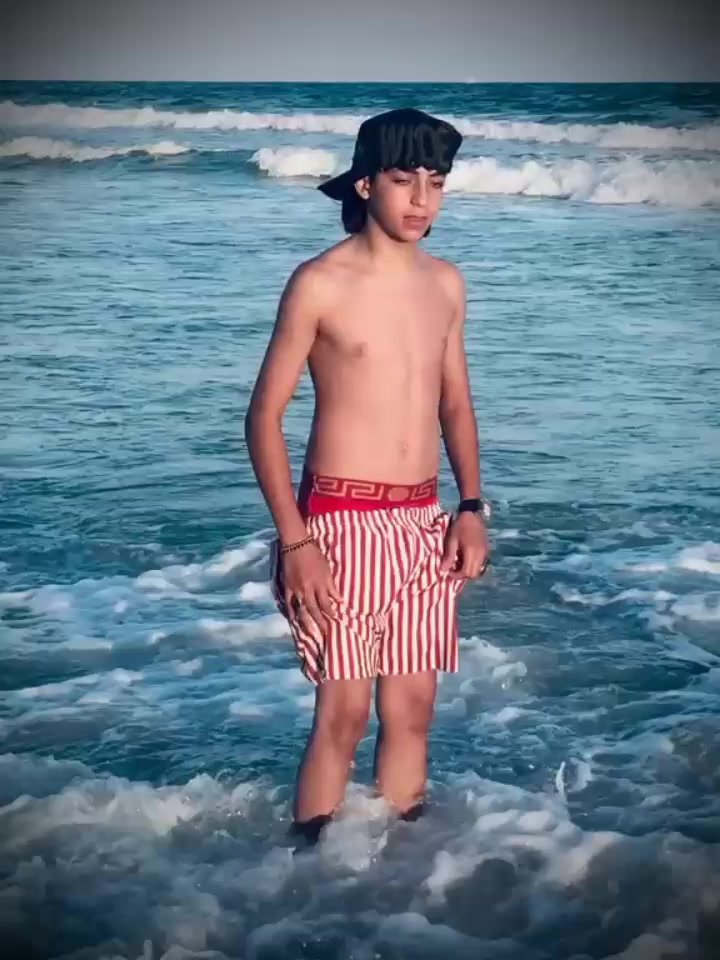 @سيسا الحرز 🥷🤍🤙