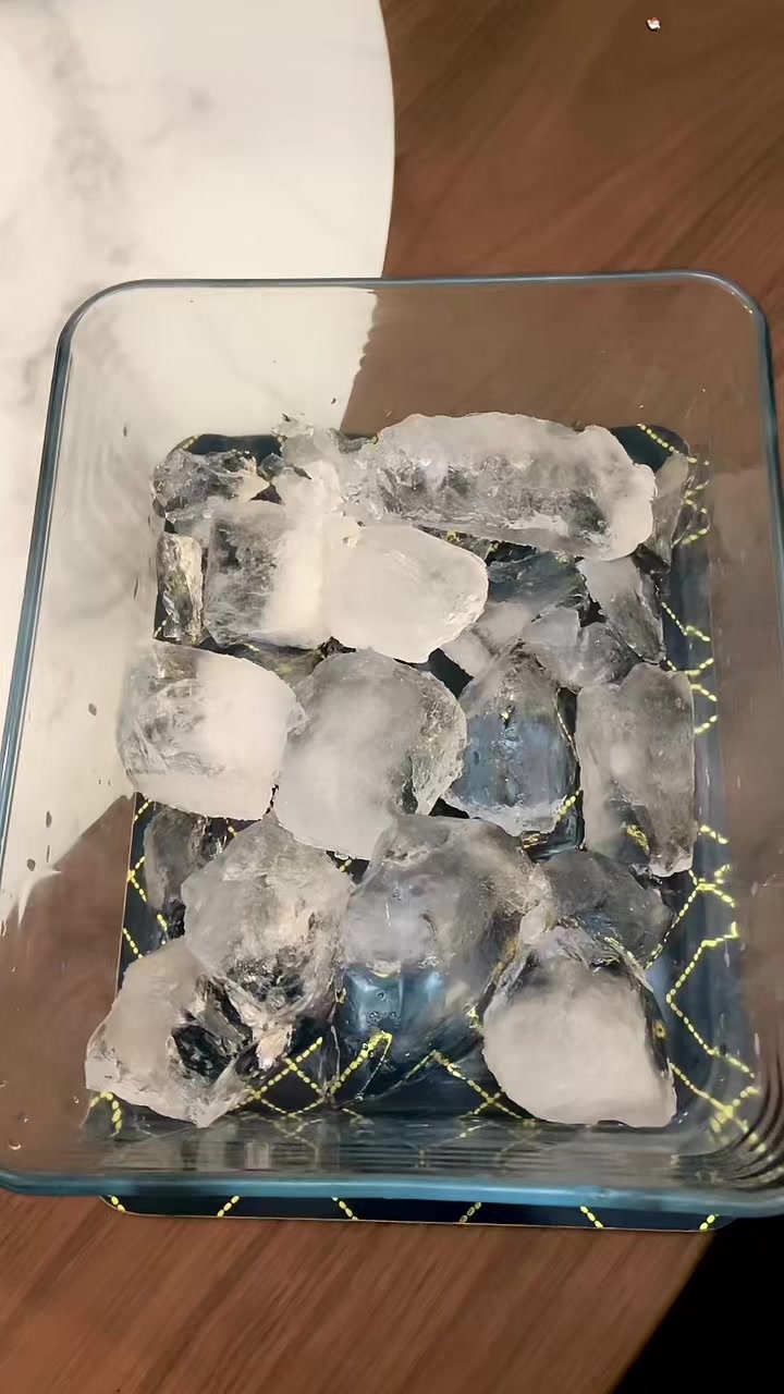 @𝑯𝒂𝒓𝒊𝒕𝒉𝒂 𝑹𝒐𝒔𝒉𝒂𝒏🧒