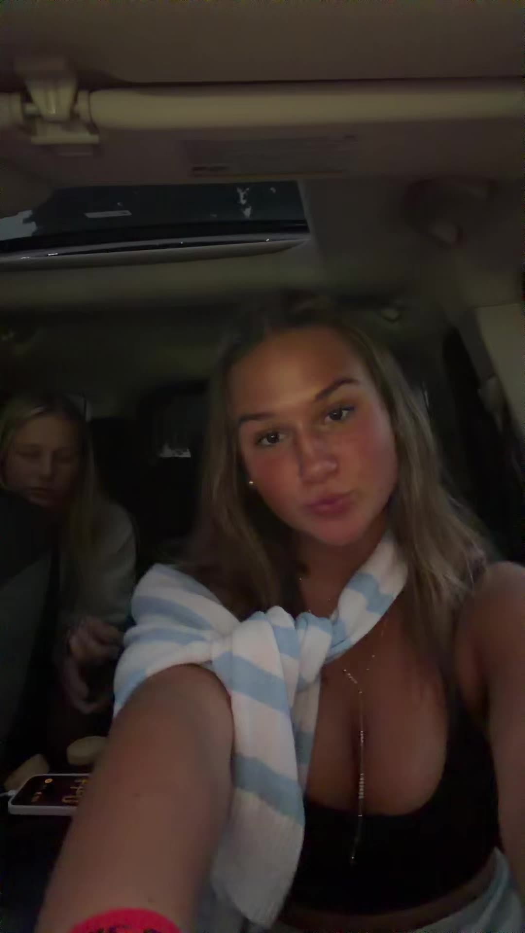 @Ella