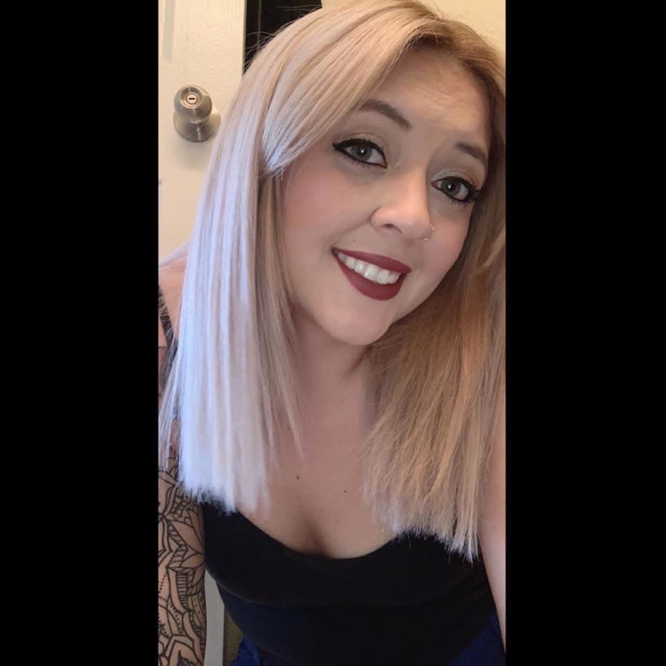 @MakingMemoriesWithJess ✨