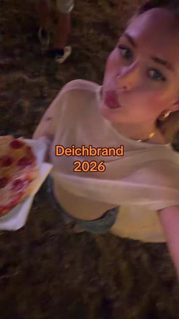 @Larena 🍒🐆