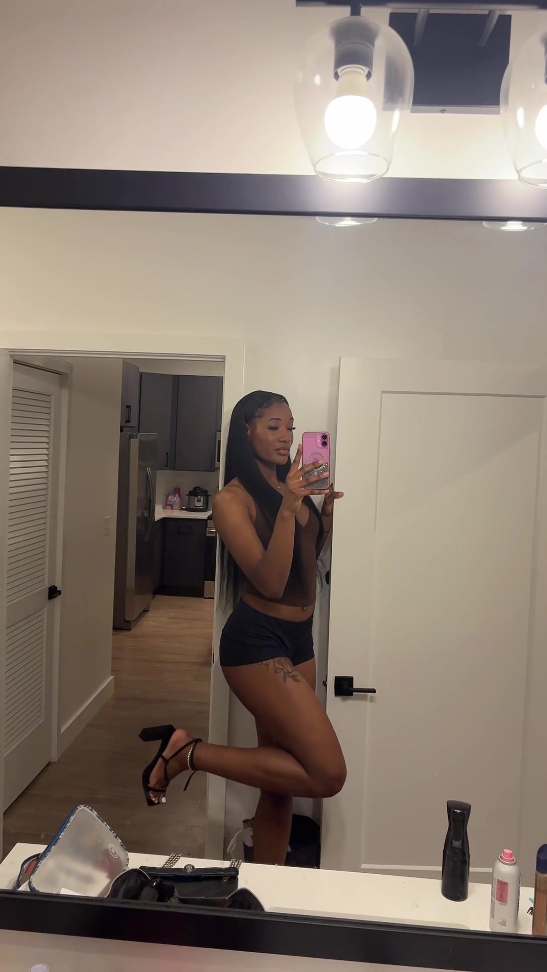 @💋