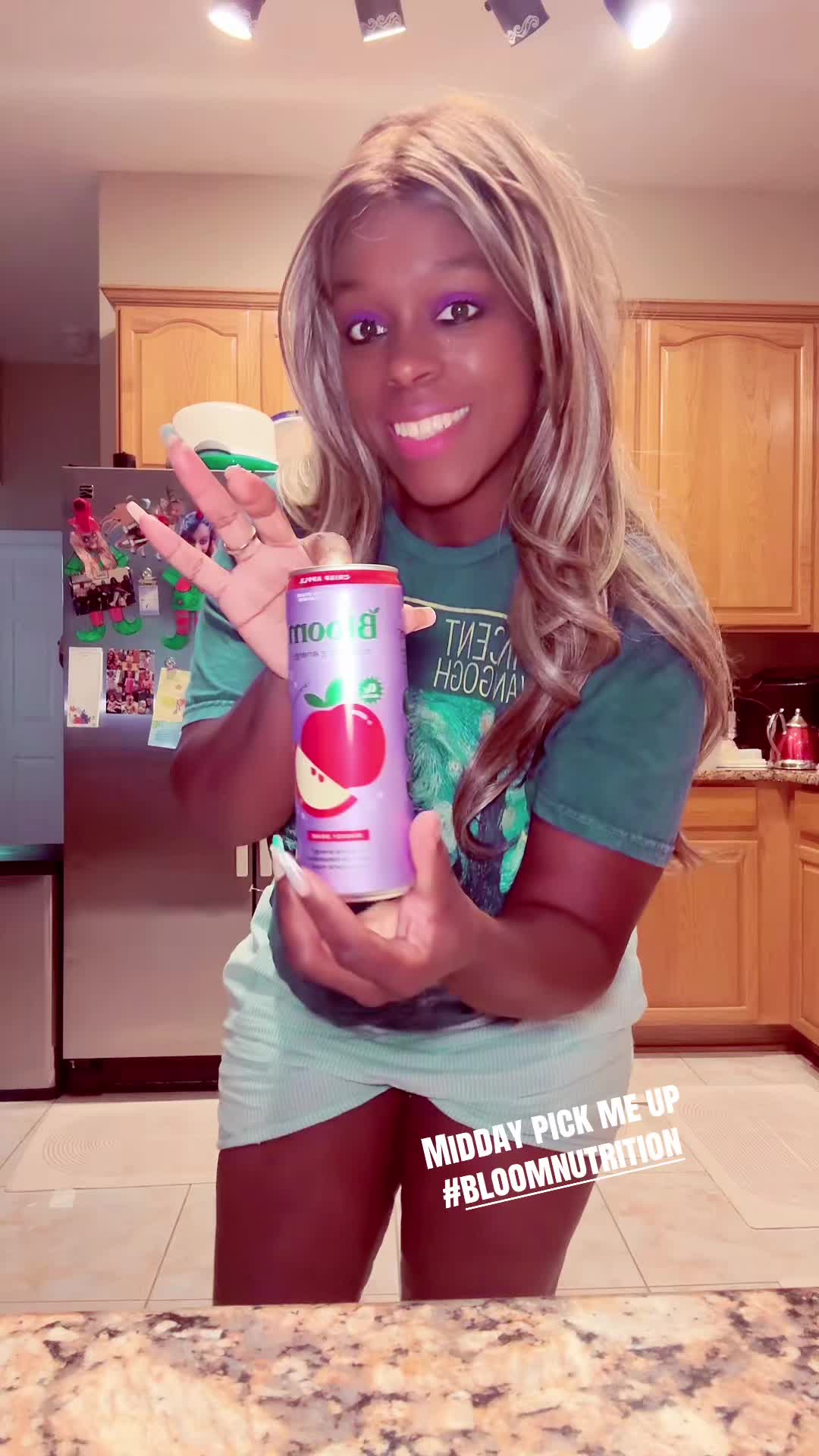@TiffanyD.