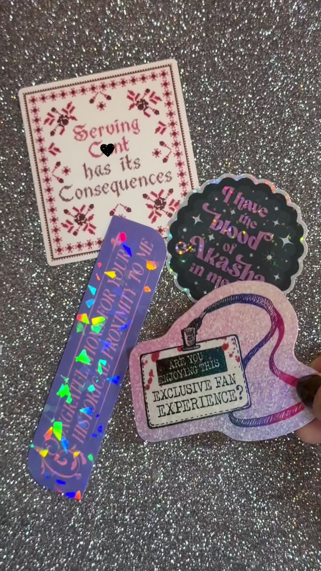 @YueCrafter&ensp;✨🏴&zwj;☠️🌈🦄