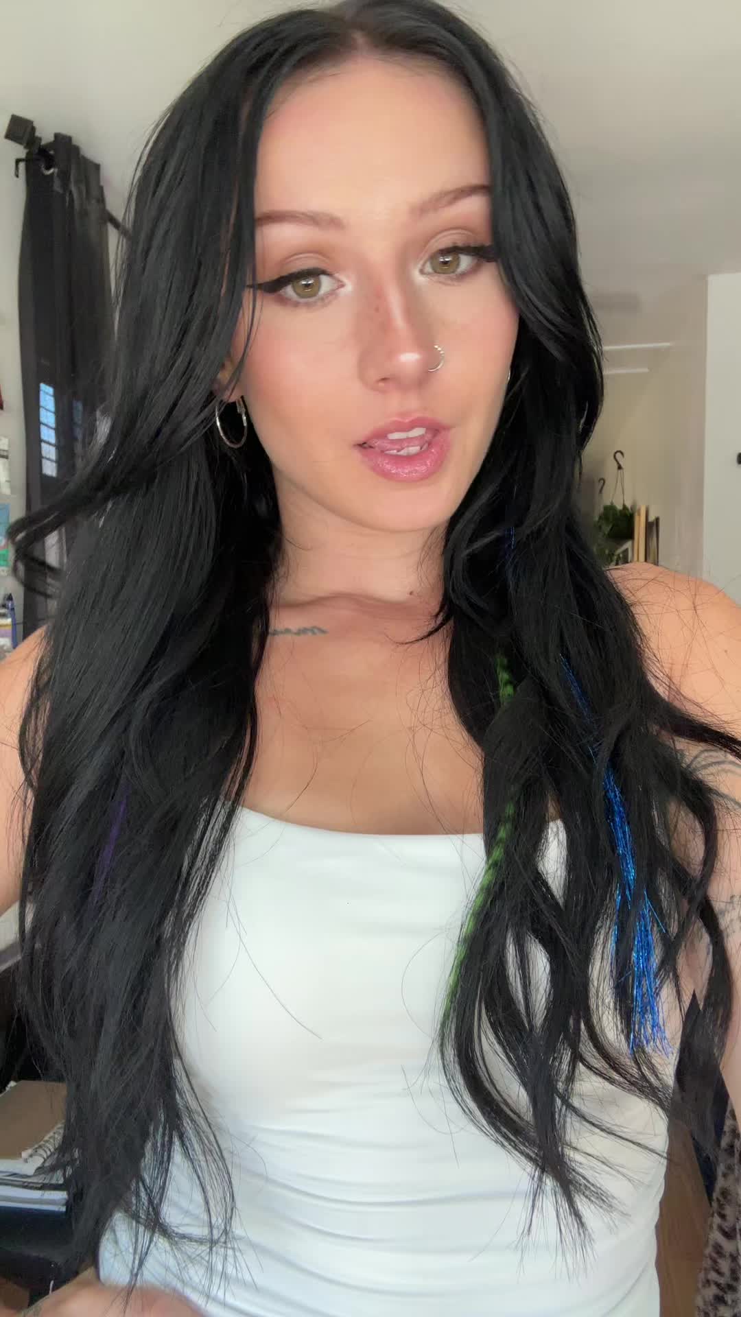 @justcharlyy_