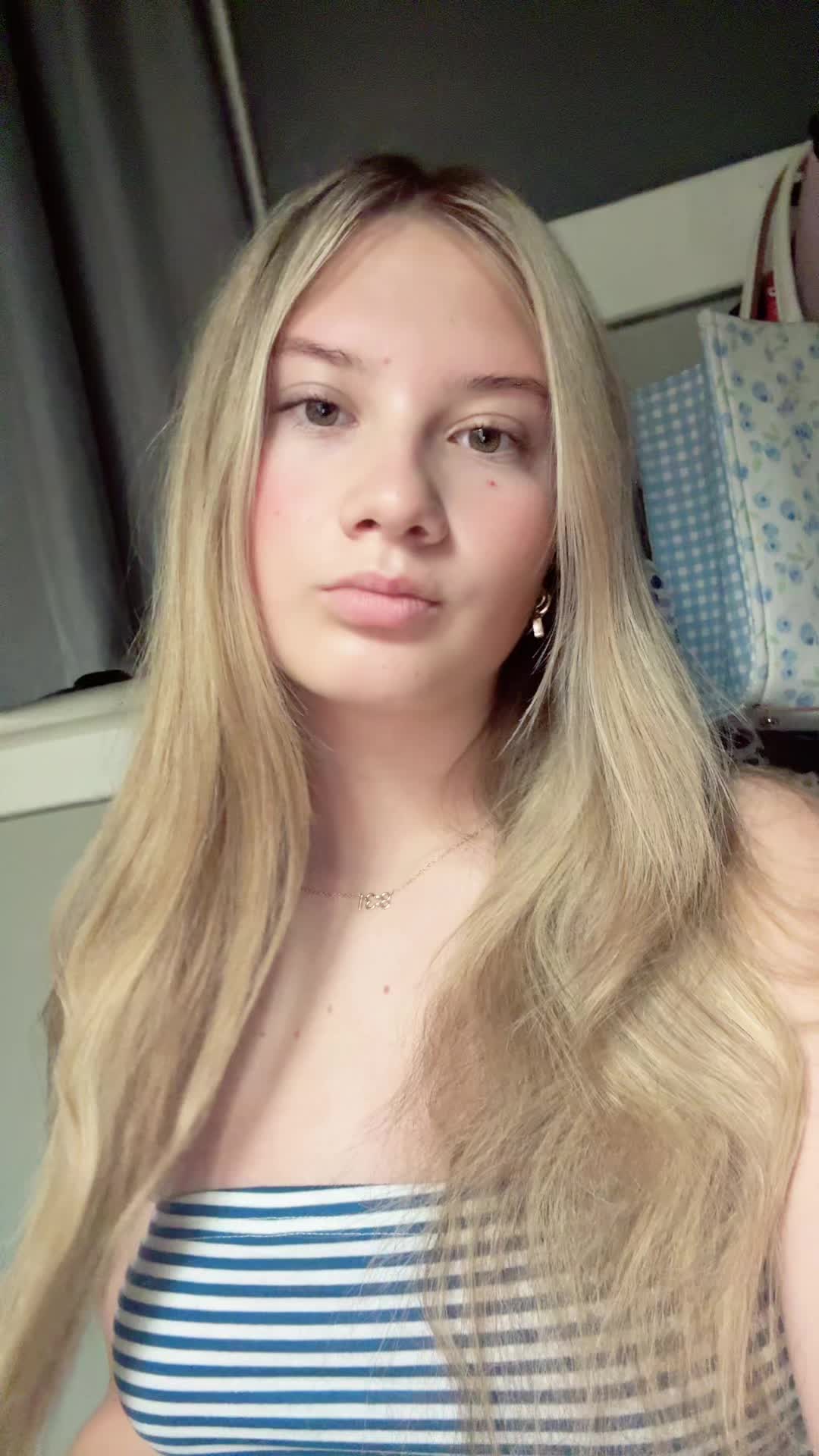 @khloee122