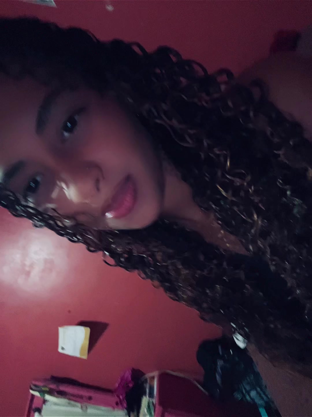 @yasneiff