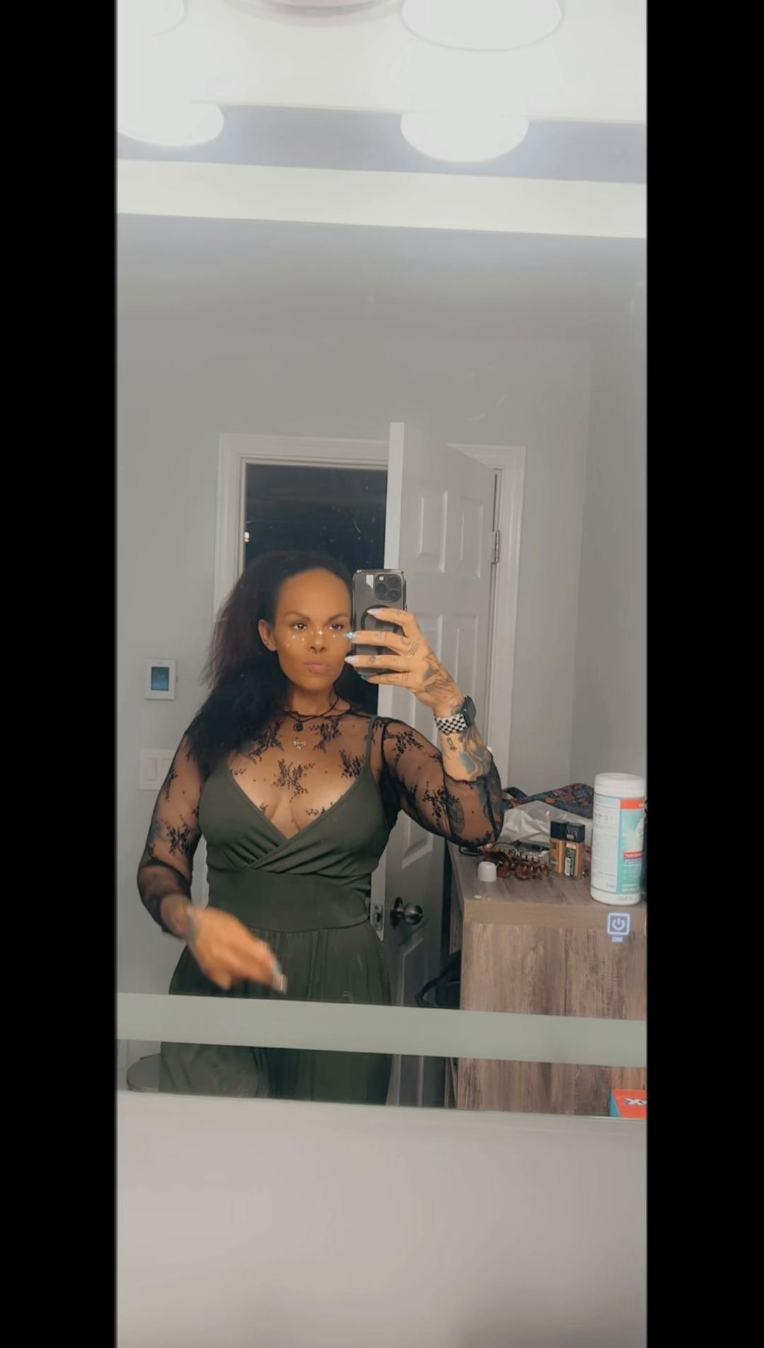 @MisfitMilf
