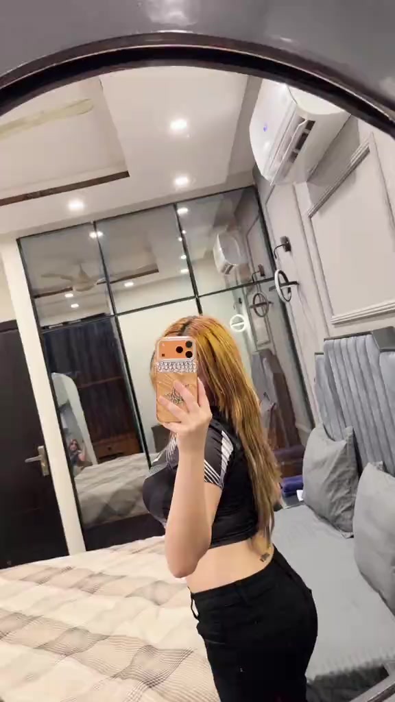 @𝐌𝐞𝐡𝐫𝐨 𝐅𝐚𝐭𝐢
