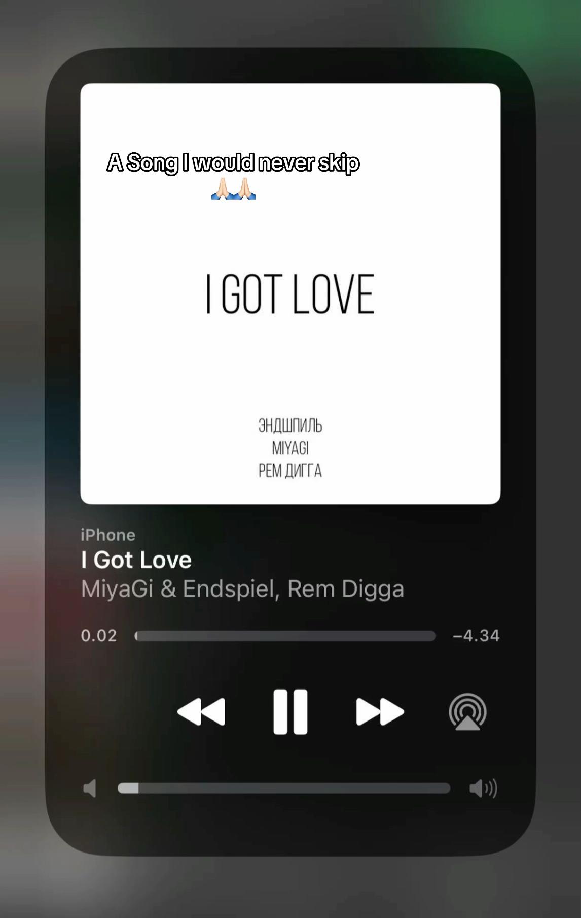 @🎧
