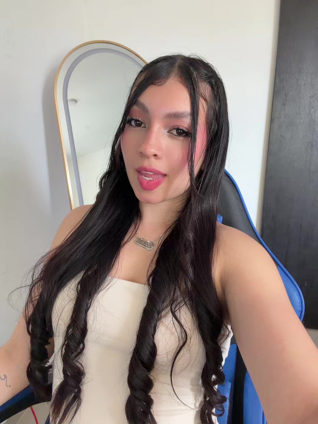 @Vale🧸