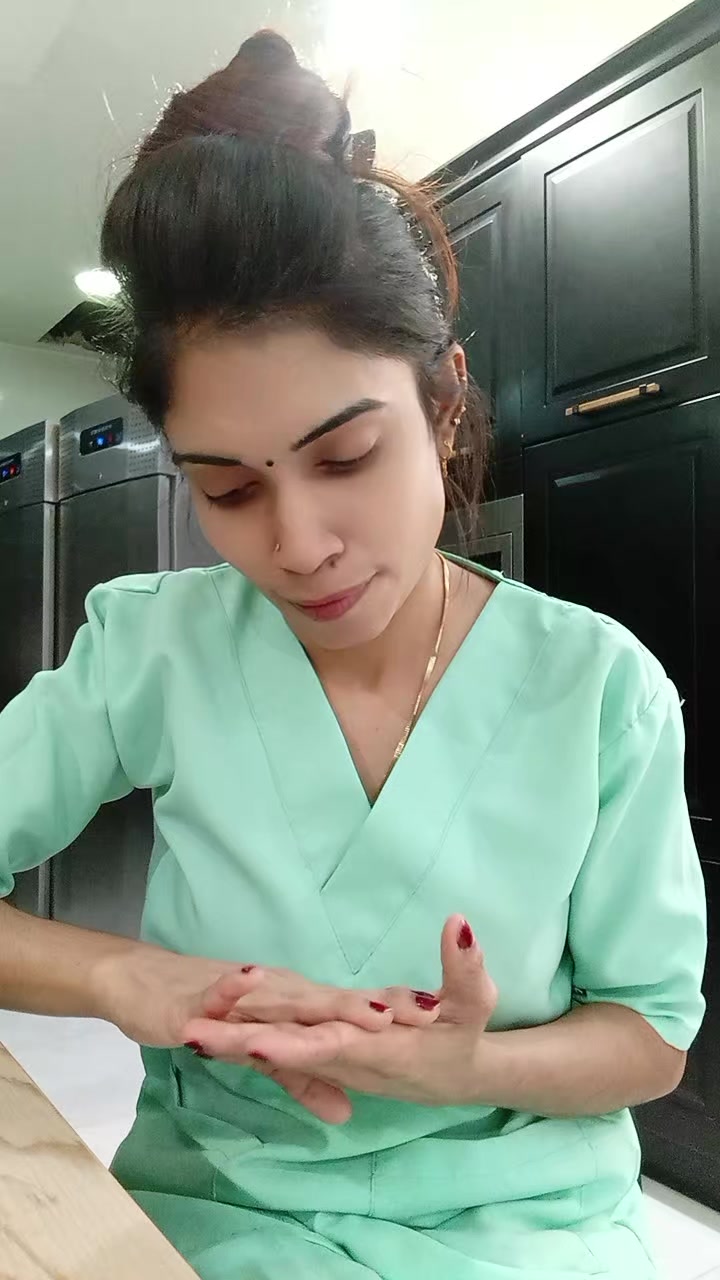 @🇱🇰 𝒍𝑨𝑷𝑰  𝒅𝑨𝑵𝑪𝑬
