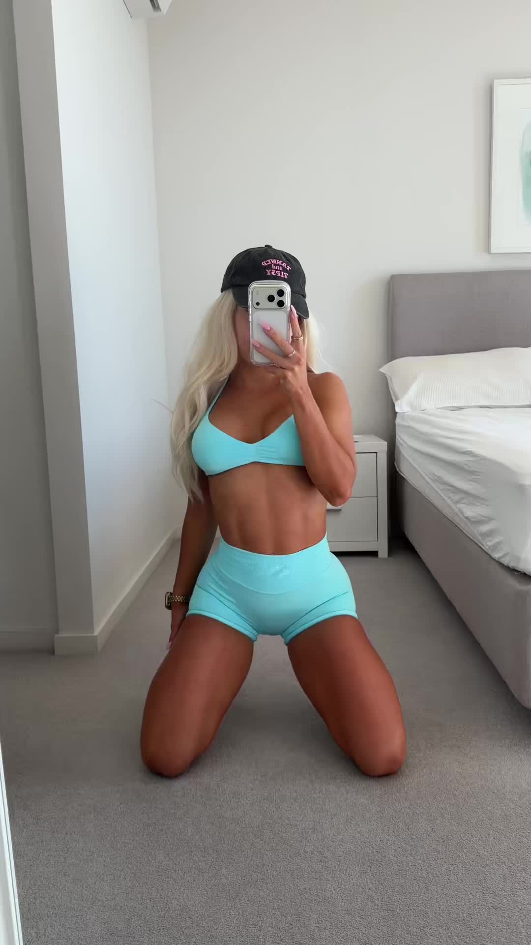 @Blondebunnyrae