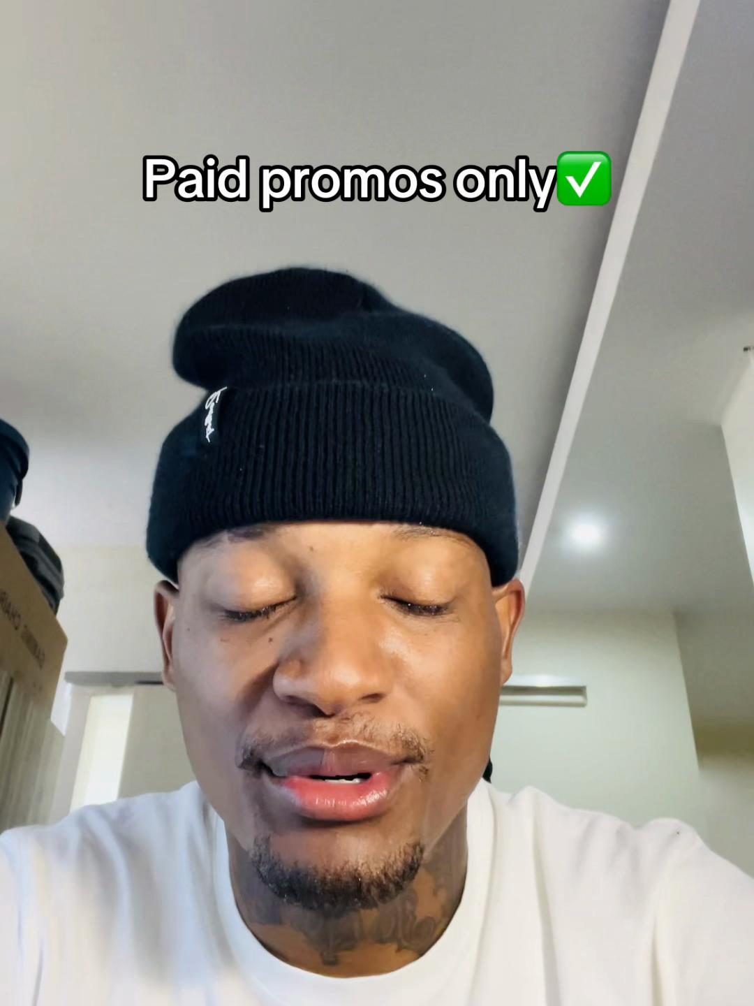 @Creativebow_