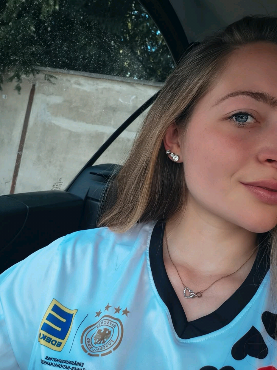 @vivi🥰