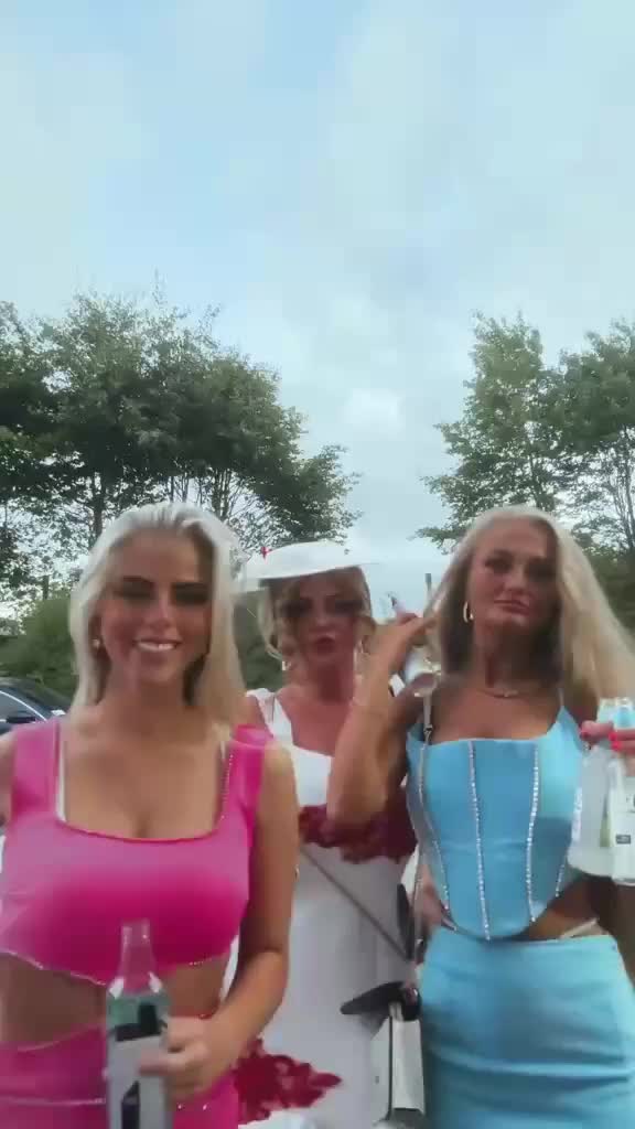 @𝐁 𝐑 𝐈 𝐃 𝐆 𝐈 𝐄 ꨄ
