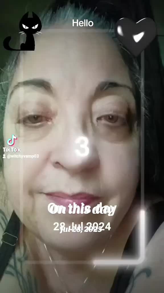 @Bernadette08🦂