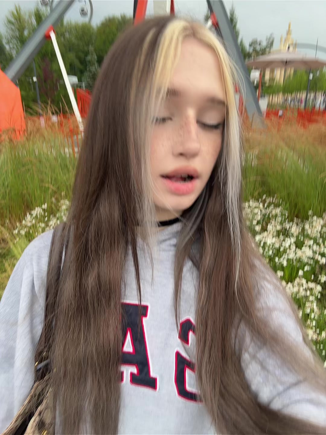 @Пчела