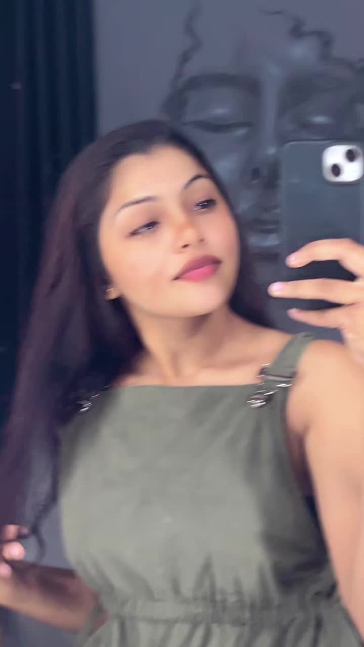 @apurwakawee 😍🌸🌼